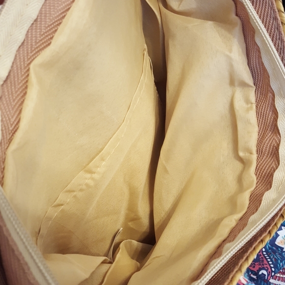 Free Spirit URB shoulder bag NWT - Picture 6 of 8